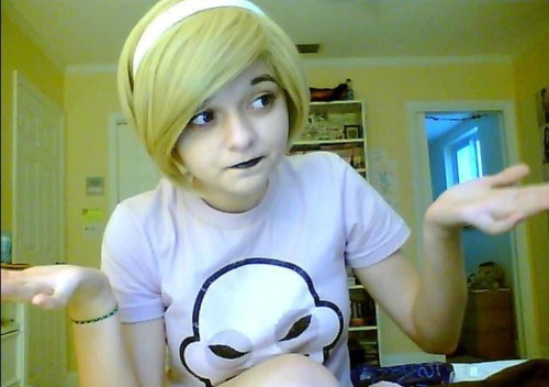 cosplay mauve_squiddle_shirt real_life rose_lalonde solo source_needed sourcing_attempted