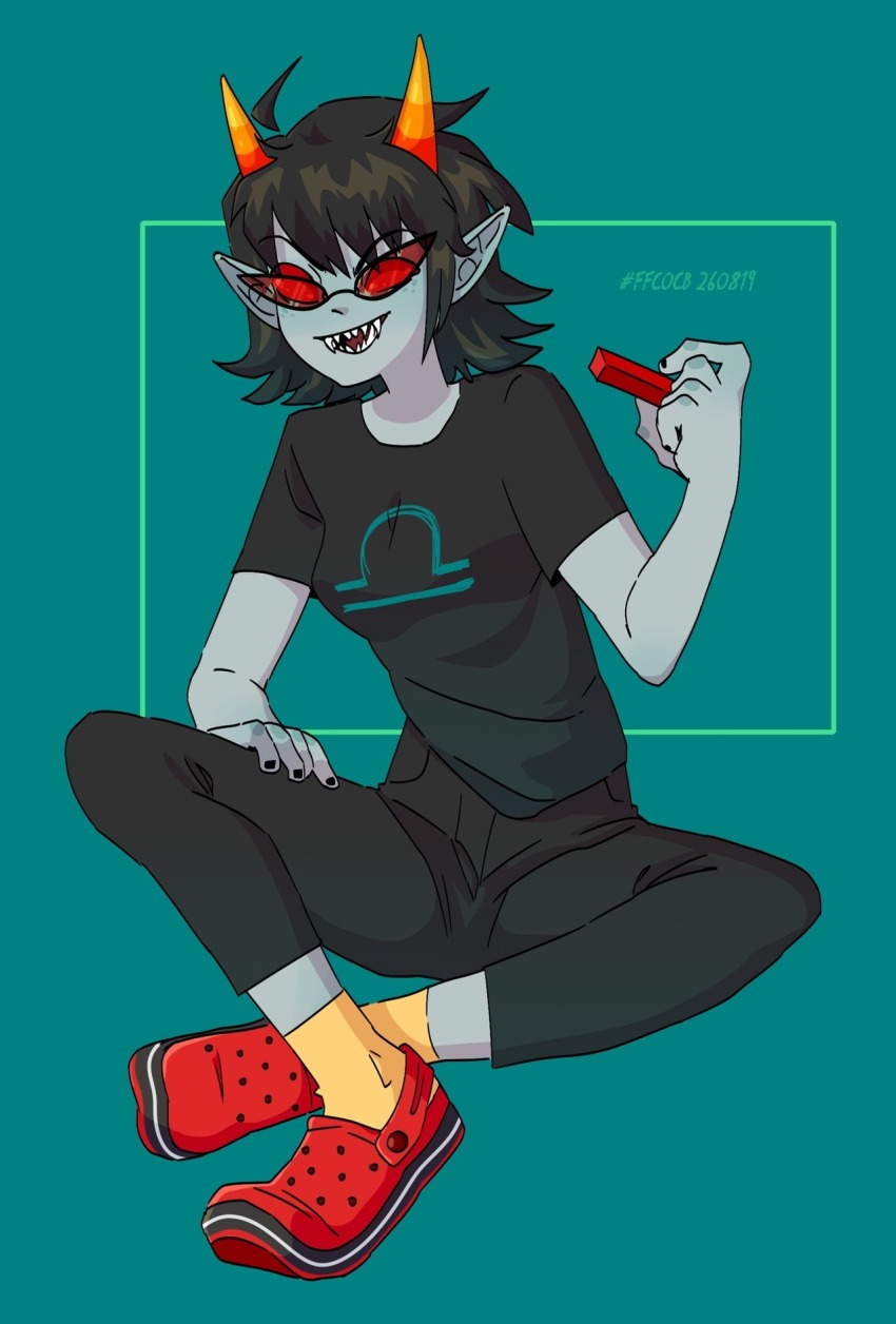 chalk ffc0cbcolor solo source_needed sourcing_attempted starter_outfit terezi_pyrope